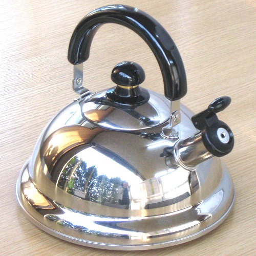 9 Tea Kettles NOT Made in China but USA, Japan, France, England, Germany